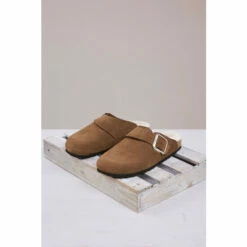 Celtic & Co. Mens Brown Sheepskin Lined Clogs 14 Celtic & Co. Mens Brown Sheepskin Lined Clogs -Celtic & Co Shop unnamed file 1326