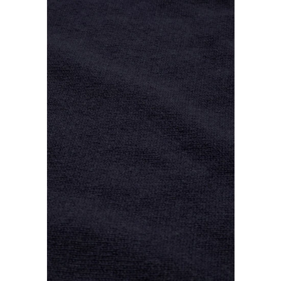 Celtic & Co. Blue Cashmere Triangle Scarf 3 Celtic & Co. Blue Cashmere Triangle Scarf - Image 3