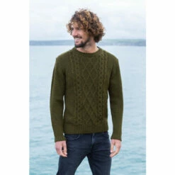 Celtic & Co. Mens Green Cable Crew Neck Jumper