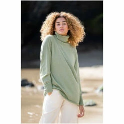Celtic & Co. Womens Green Knitted Jumper