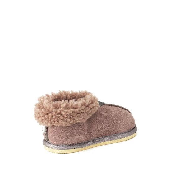 Celtic & Co. Celtic & Co Kids Pink Sheepskin Slippers 3 Celtic & Co. Celtic & Co Kids Pink Sheepskin Slippers - Image 3