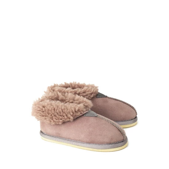 Celtic & Co. Celtic & Co Kids Pink Sheepskin Slippers 4 Celtic & Co. Celtic & Co Kids Pink Sheepskin Slippers - Image 4