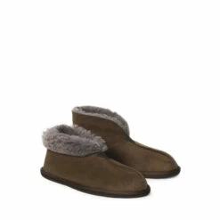 Celtic & Co. Celtic & Co Brown Mens Brown Sheepskin Bootee Slippers 2 Celtic & Co. Celtic & Co Brown Mens Brown Sheepskin Bootee Slippers -Celtic & Co Shop unnamed file 692