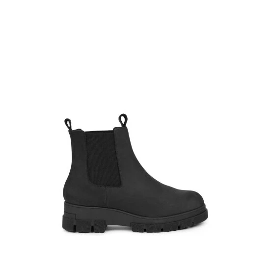 Celtic & Co. Chunky Chelsea Black Ankle Boots 1 Celtic & Co. Chunky Chelsea Black Ankle Boots